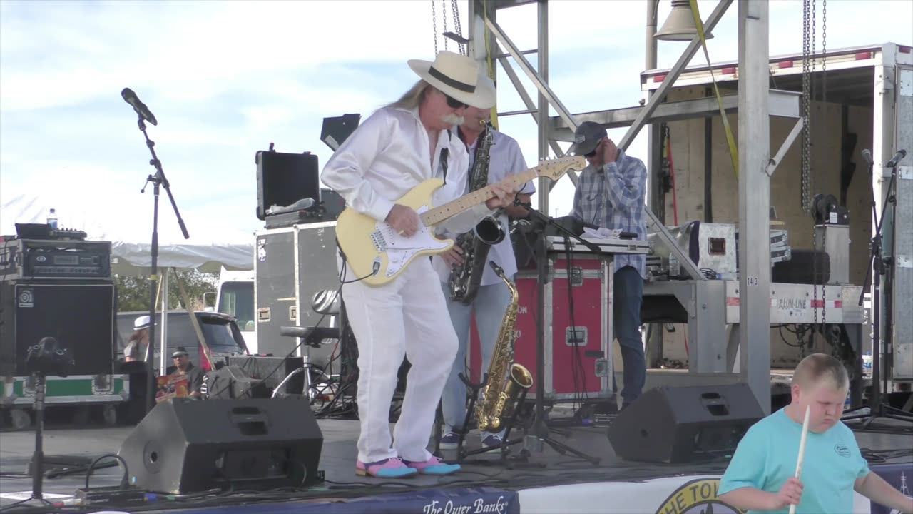 Mojo Collins - New Glatitude