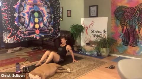 An Energizing 30 min StrengthYoga Session