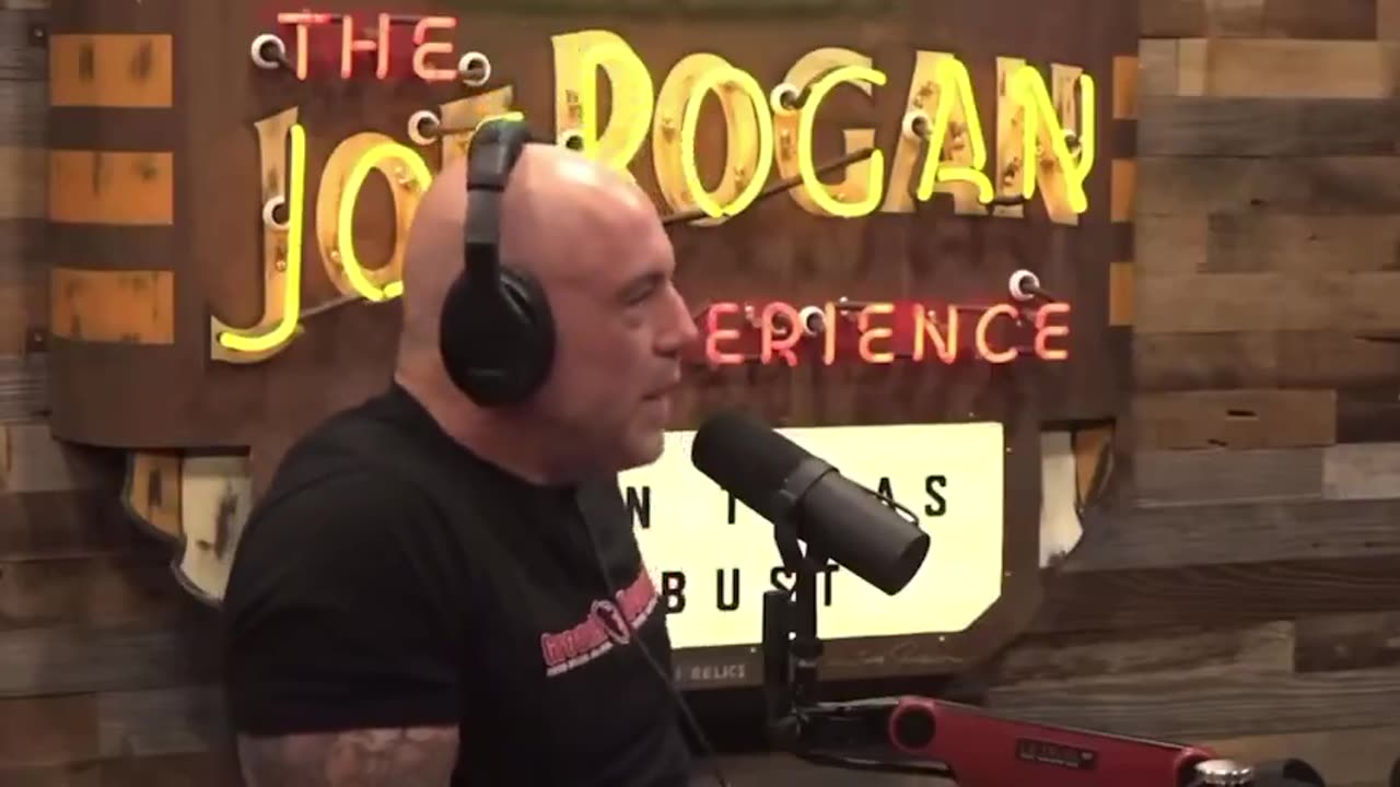 Joe Rogan condemns the poisoning of the flour supply