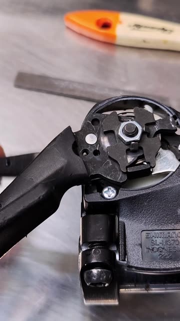 How to Properly Wash Your Bike Shifters. Best Way to Dry Bike Shifters After Cleaning.