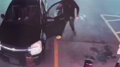 Man catches woman in the act of stealing his car, Instant Karma! caught on camera