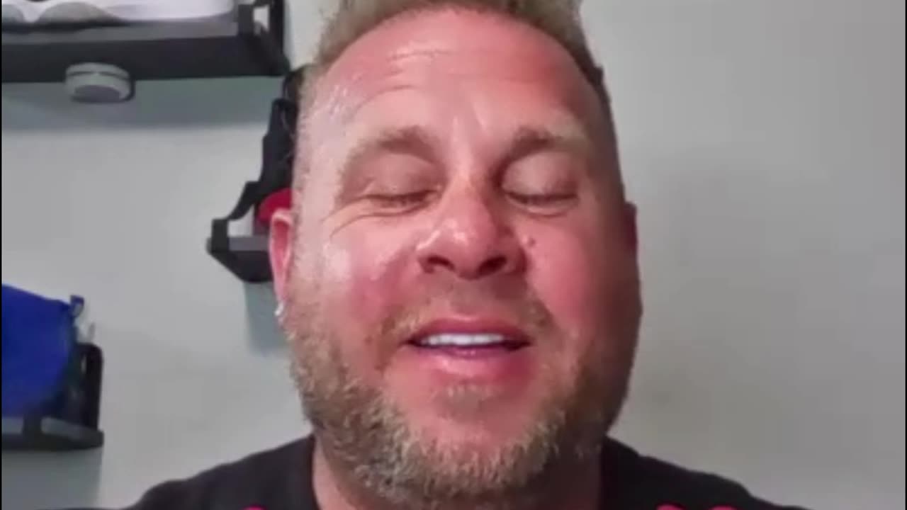 Lobster Oven Horror: A Hilarious Cooking Nightmare!