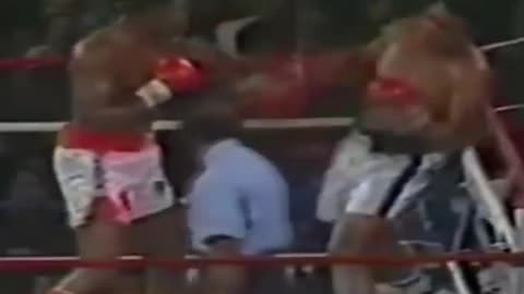 Muhammad Ali vs Larry Holmes