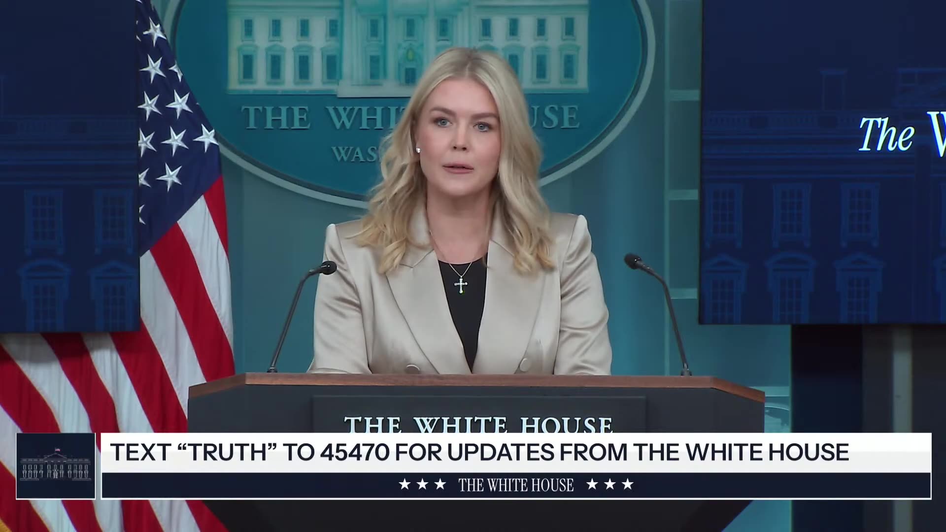 White House: Government Shutdown Threatens Jobs & Services: Leavitt Blames Democrats|Amaravati Today