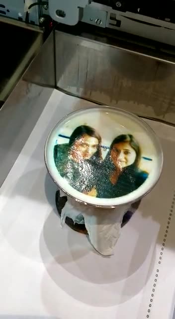 A mocktail where you can print your and your loved ones' pictures