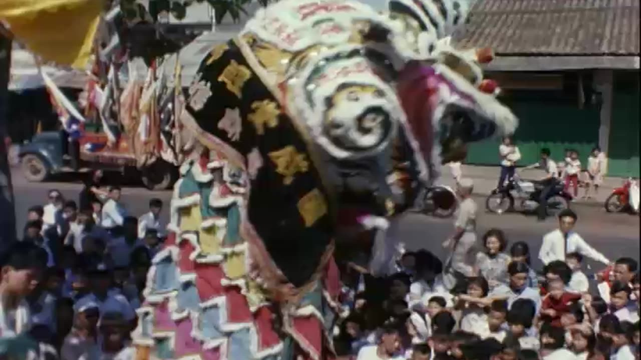 VIETNAMESE TET CELEBRATION 1967 Saigon - VIETNAMESE TET CELEBRATION 1967 Saigon - 428-npc-39355