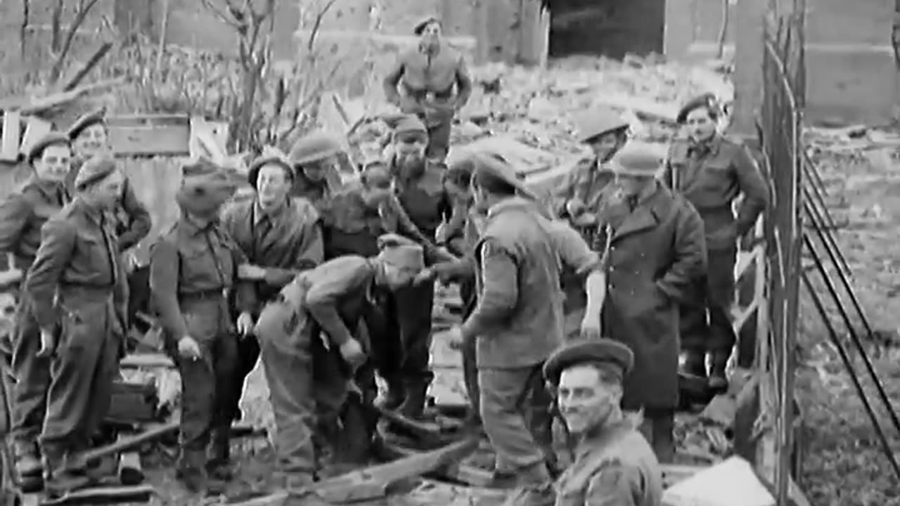 WW II CAPTURE OF HERTOGENBOSCH - WW II CAPTURE OF HERTOGENBOSCH - 111-adc-9592