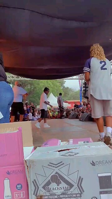 Beautiful dance from two of my favorite dancers