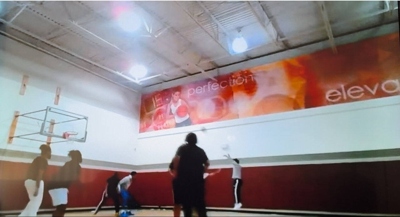 Basketball-Powerlifter Shoots a 3 Pointer