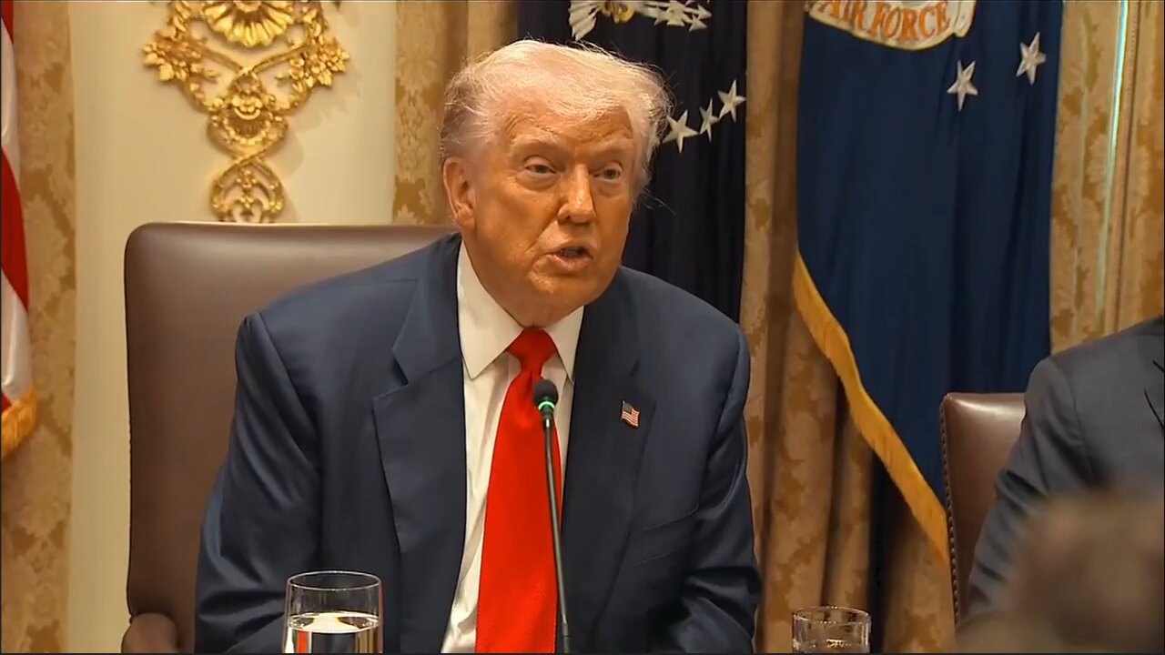 Trump held a meeting with Javier Milei as US extends rescue package