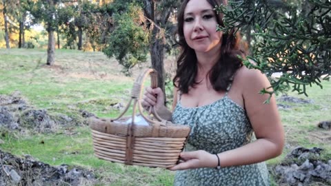 RELAXING ASMR & REIKI: Casting Your Negative Thoughts Into the Basket