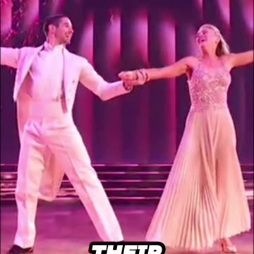Elaine Hendrix Finishes Fifth in DWTS Finals Thanks to Alan Bersten's Guidance