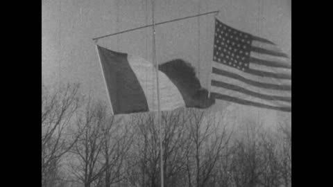 Eisenhower and President Charles... - Eisenhower and President Charles de Gaulle - el-mp16-364 2Mbps