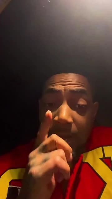 Yoga pants should be illegal: