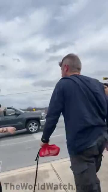 Texas students ATTACK a teacher during a ‘‘peaceful ICE protest/walkout’