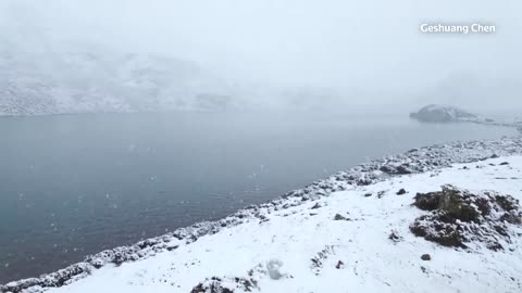 Eyewitness video shows hikers after blizzard near Everest 