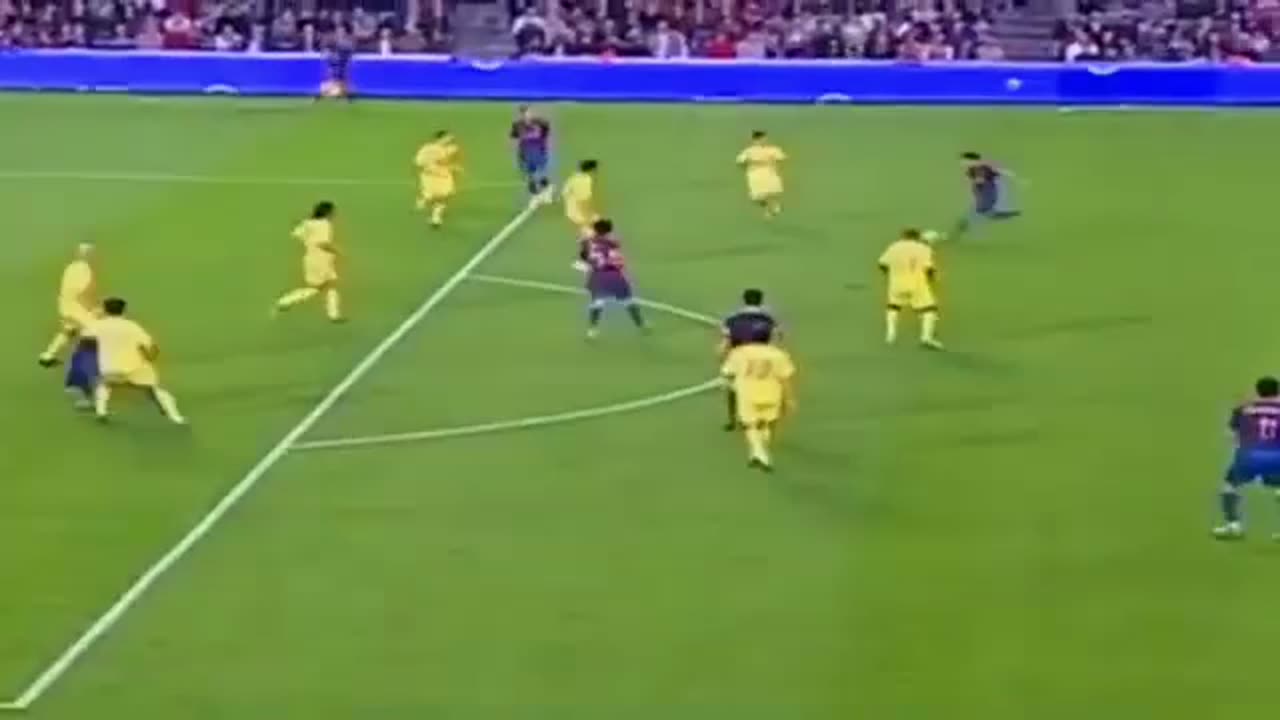 Ronaldinho's skills ♥️🤍 beautiful skills in ⚽ #foot #skil #football #sport