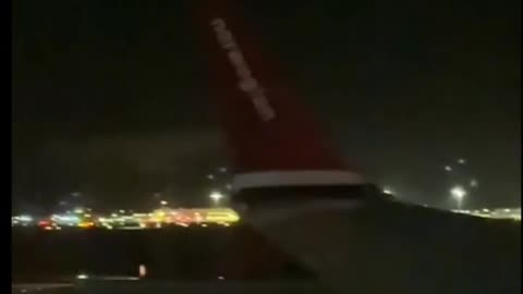 🛸🚧 UFO That Closed Copenaghen Airport Looks Very Big! | TheTruthAbove
