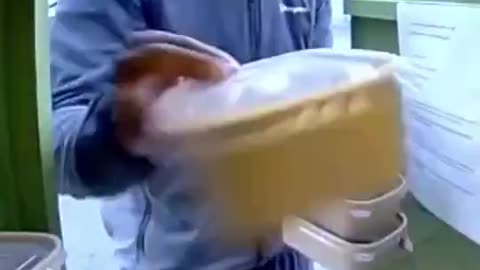 Black stealing from honor market