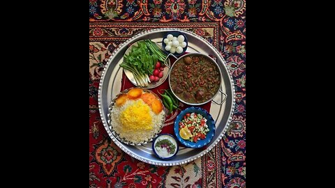 خورشت قورمه سبزی غذایی اصیل ایرانی