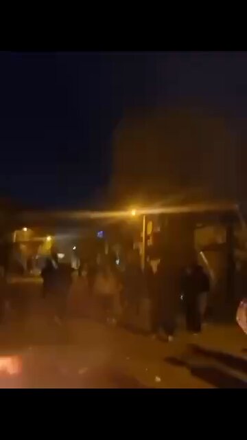 Protesters are now armed in Iran - report