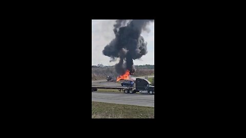 Overturned Log Truck Fire at Hwy 5/US 82 Exit in Brent – Traffic Alert! 🚨🔥