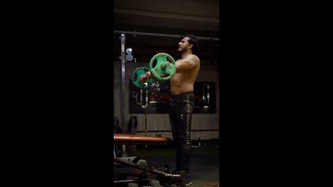 I'M ALONE - Gym Motivation 😞