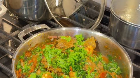 How to Make Classic Nigerian Jollof Rice