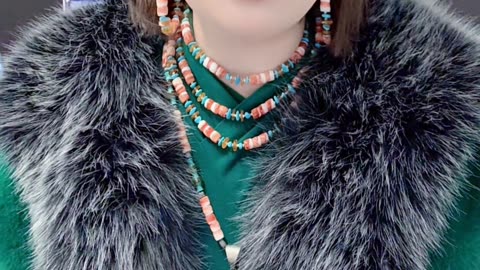20251011-01 Turquoise: A Natural Secret Realm Hanging Around the Neck
