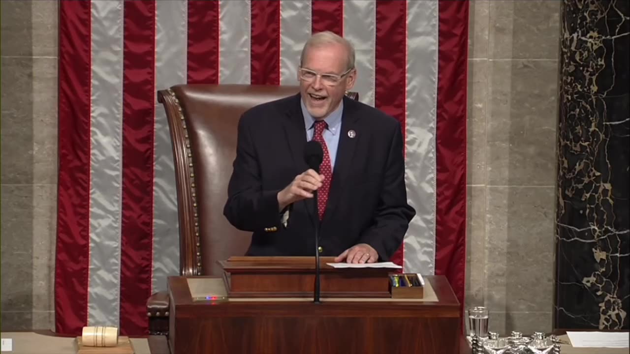 'Shame on you!' Demos erupt on House floor as Johnson orders recess despite shutdown