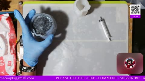 Momma Coop's Got The Pour