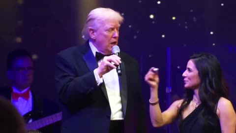 BEST AUCTIONEER OF ALL TIME!!!😎😂😂😂