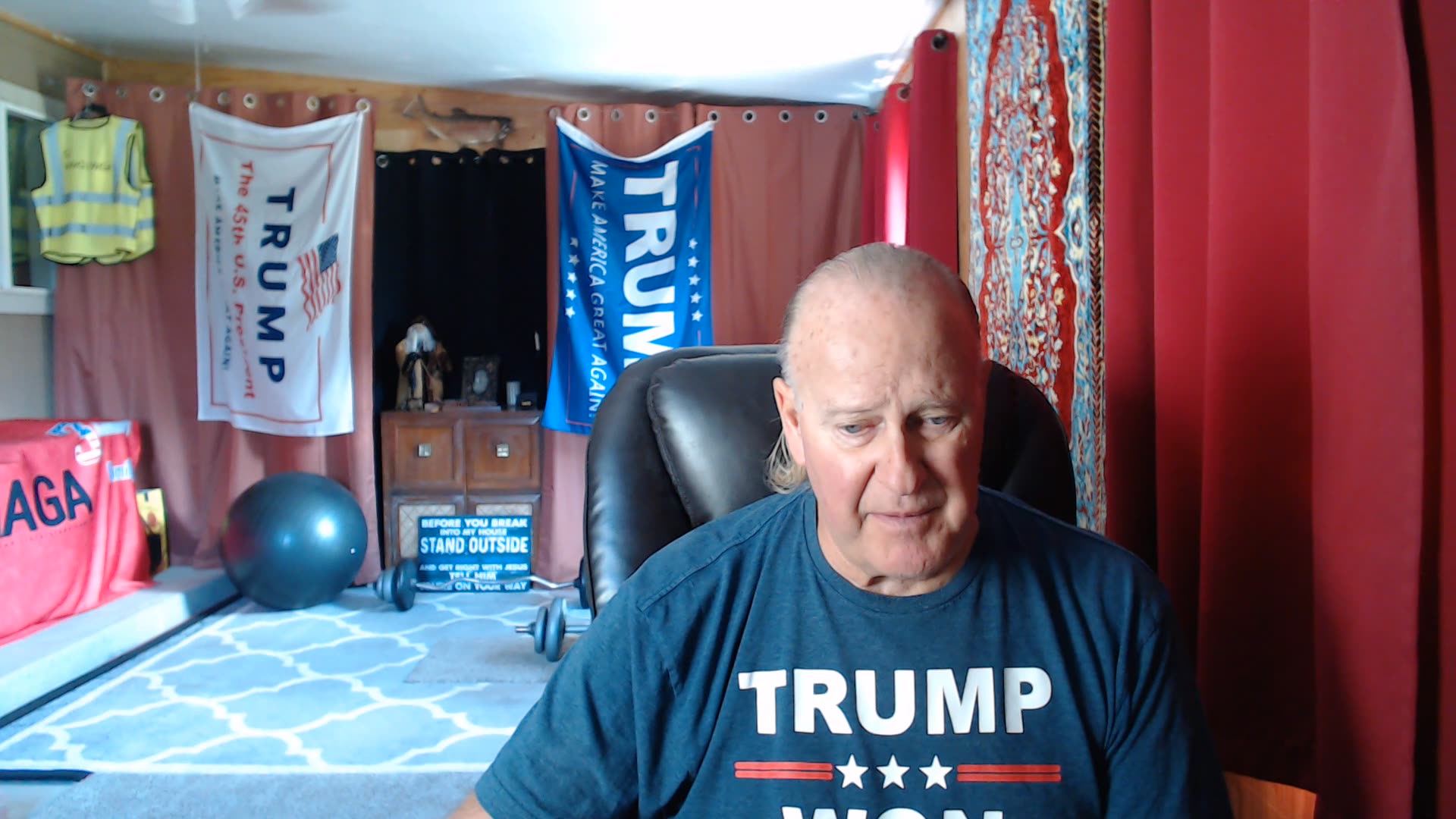 Israeli settler tries to steal a Palestinian home./Contractor called ICE on workers after they finish building the roof to avoid paying them