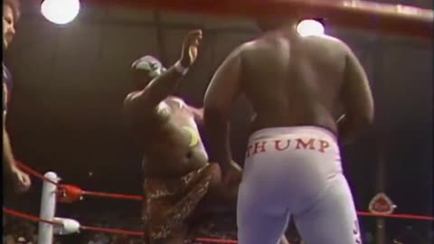 1983.10.20 - The Junkyard Dog vs Kamala - WCCW