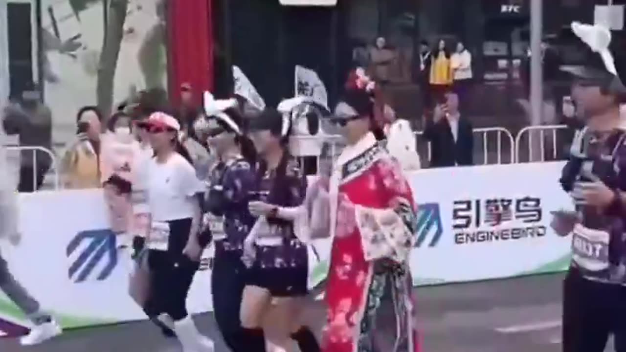 Mega chinese robot marathon about to take place (see comments)