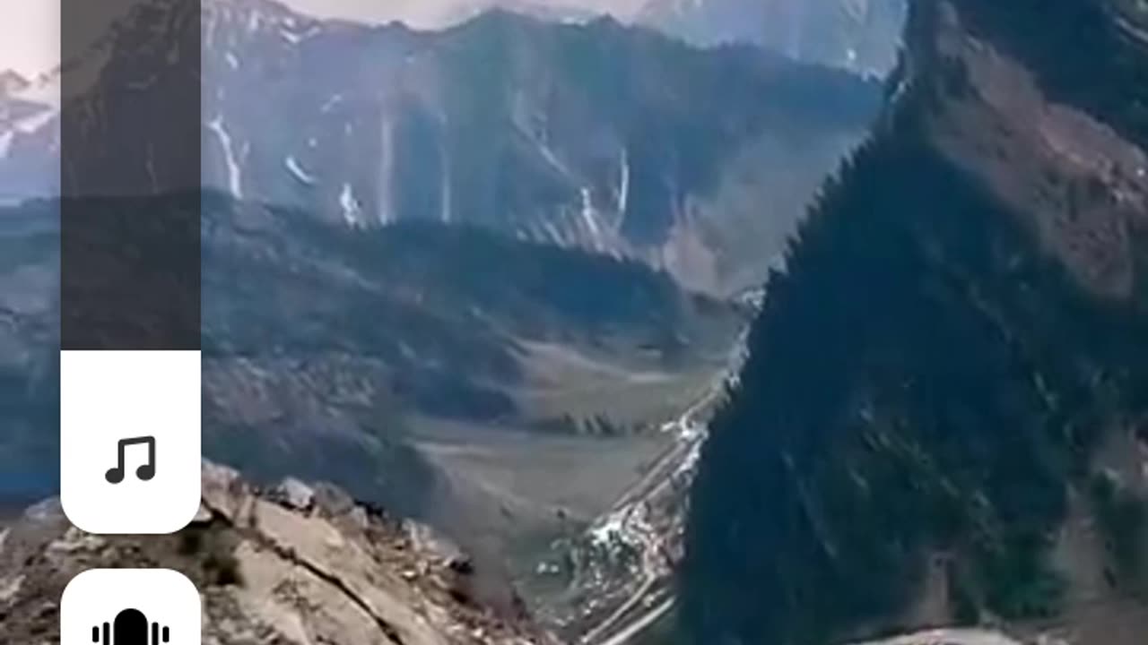 Mountain pass in zogli of jammu and kashmir