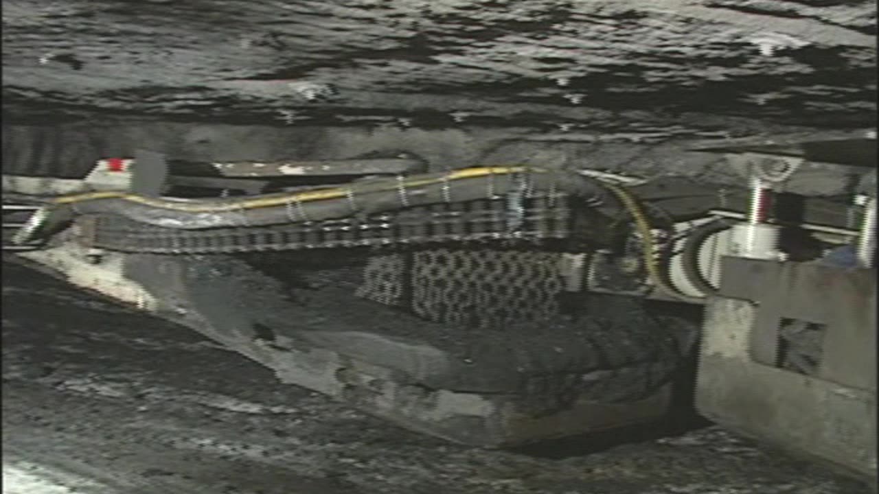 Dawn of a New Day Continuous Haul... - Dawn of a New Day Continuous Haulage Safety - dvd594.msha.gov