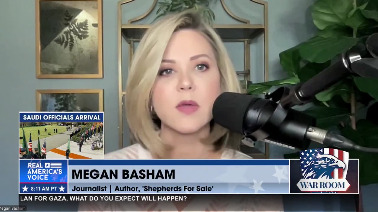 EVANGELICAL LEADERS PUSH 'THIRD WAY' POLITICS