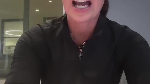 🚨KIRSTY GALLACHER ASSAULTED WHILE WALKING IN LONDON