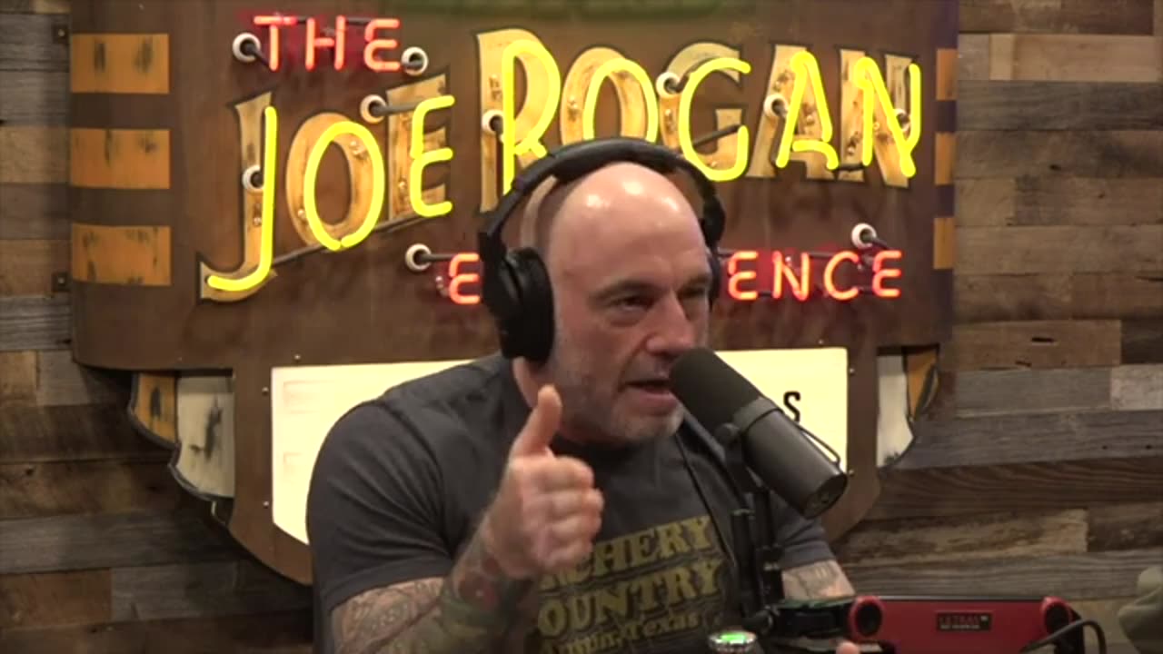 Joe Rogan Humiliates Kamala Harris, Smacks Down Campaign's Sob Story About Podcast Snub