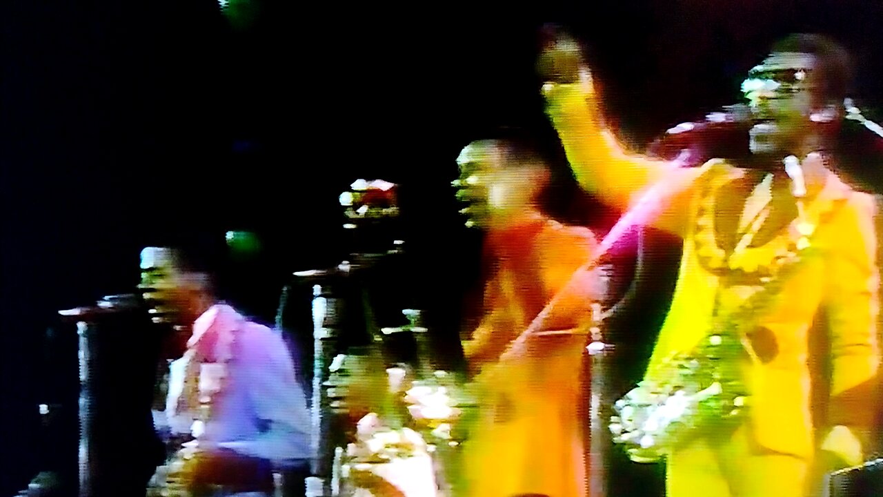 Kool & The Gang 1974 Hollywood Swingin' Live