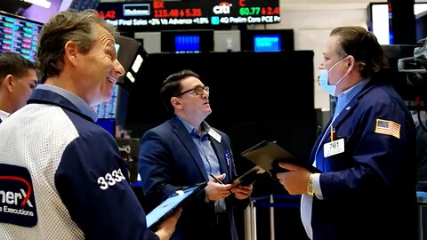 Wall Street ends higher as market eye easing of trade tensions