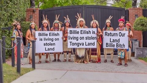 Let's Live in Billie Eilish's mansion!