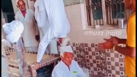 WhatsApp status