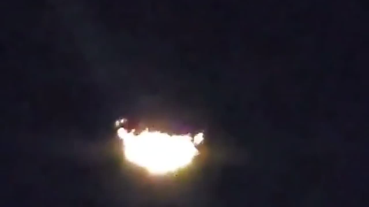 👽🔍 What's Behind This Bizarre UFO Sighting in Guatemala?! | TheTruthAbove