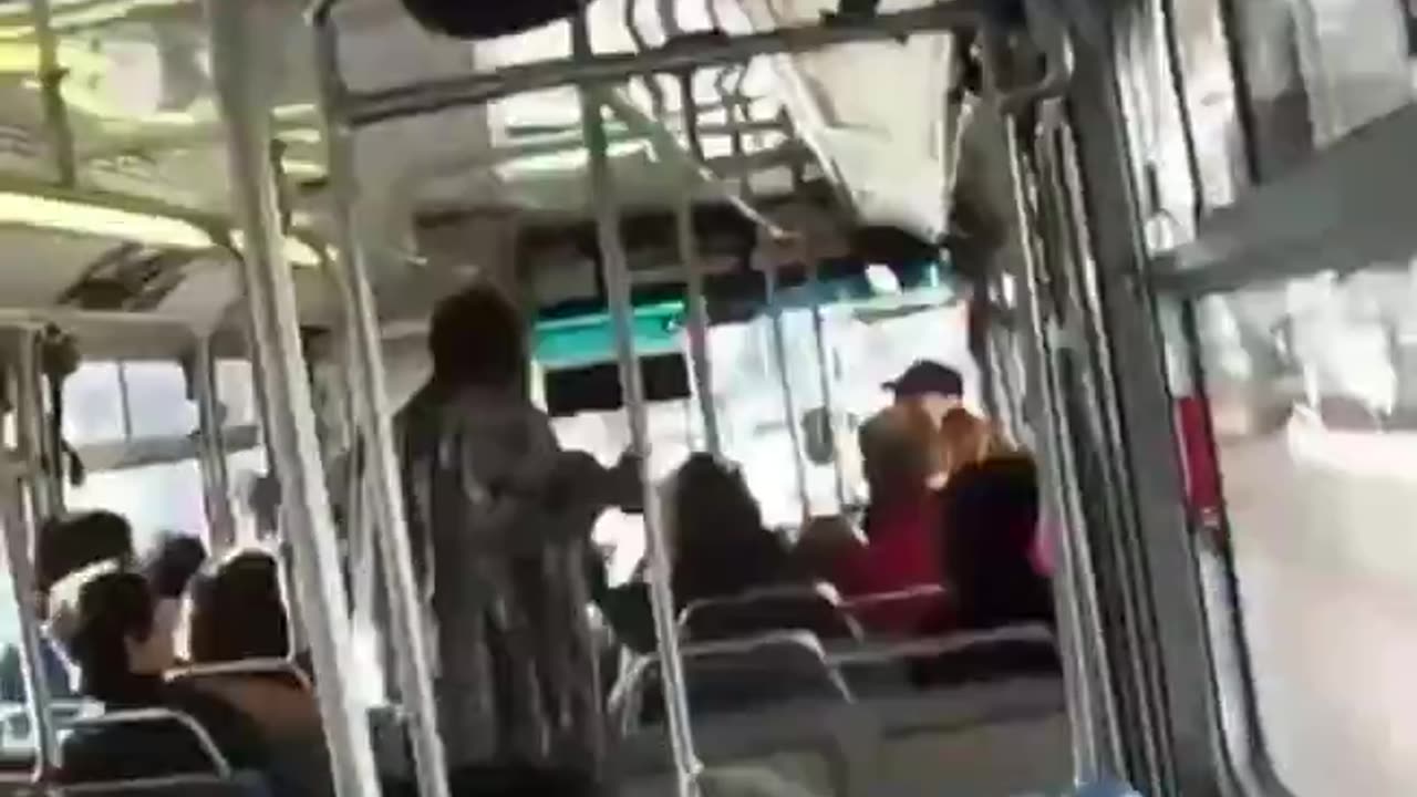 Bus Beatup White man vs NIGGER.mp4