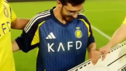 Ronaldo vs. Khalid: The Million Dollar Showdown