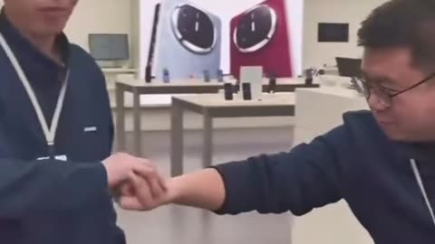 Huawei is Far Better than Apple (Amazing Tech from China)