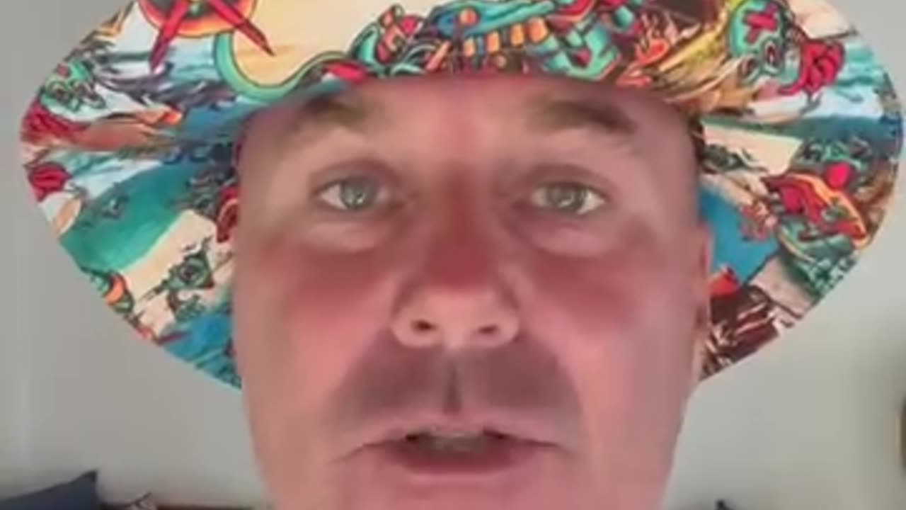 Michal Shark - Existují pouze dvě finanční skupiny, které ovládají svět