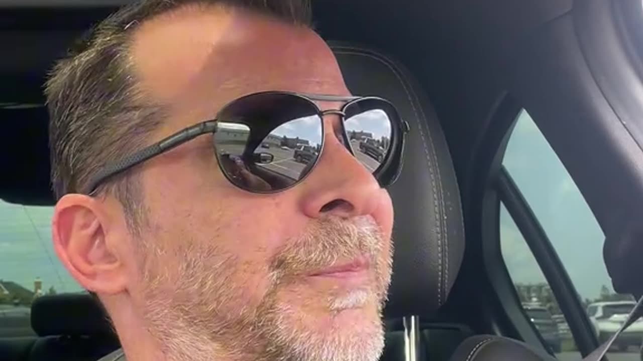 IS THAT 🫣🤪JASON ?